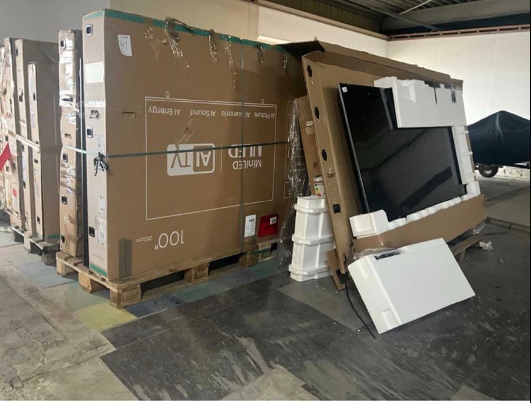 3rd party MARKETPLACE OFFER: Batch of untested TVs – returns from Amazon. - Thumbnail 6